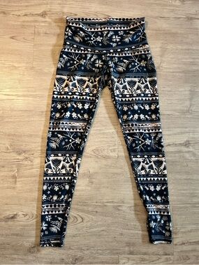 Teeki Women’s Hot Pants Moon Flower | Boho Yoga Leggings - Small